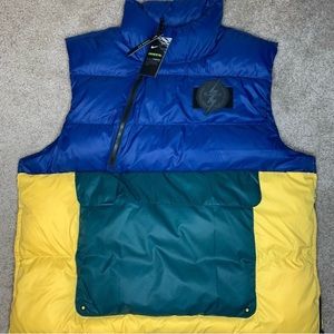 NWT Nike Basketball LeBron James Puffer Colorblock Vest Mens XL